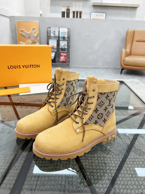 Louis Vuitton Shoe 